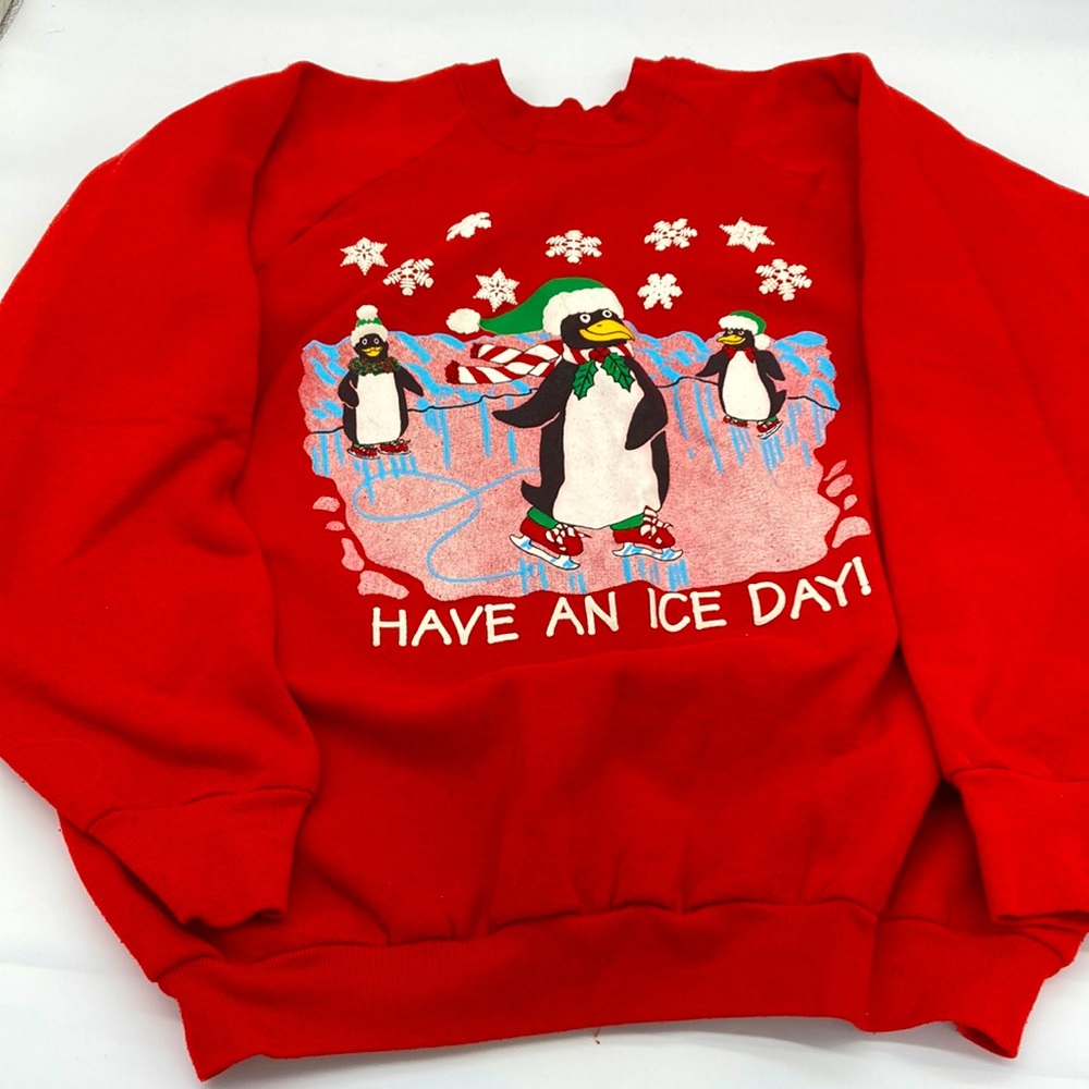 Vintage holiday sweatshirt “have‎ an ice day” xl